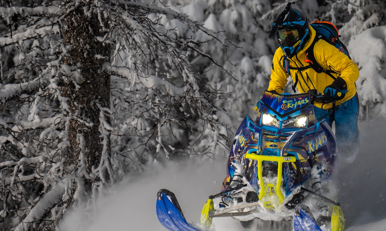 Blair Murphy rides his 2020 Polaris Khaos with a Bikeman Stage 2 Kit towards the camera.