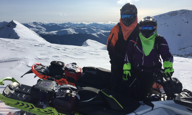 Les L’Heureux rides a 2017 Ski-Doo 850 Summit X and Amanda L’Heureux rides a 2018 Ski-Doo 850 Freeride.