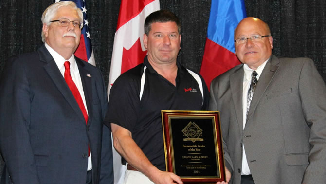 Pete Gassert accepts ACSA award from
Bob Kirchner, ACSA Vice President, and Duane Sutton, ACSA President