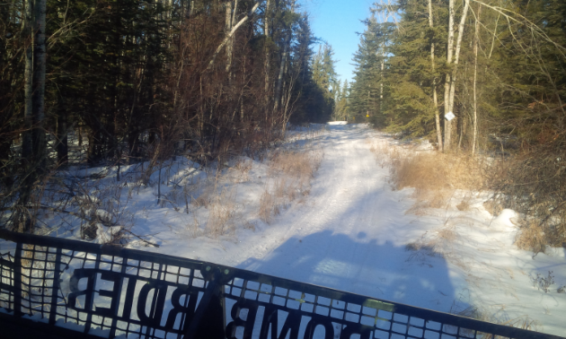 The Lakeland Snowmobile Club maintains the trails throughout Waskesiu.