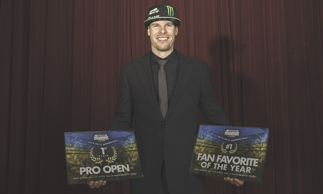 Hibbert holding 2015 award