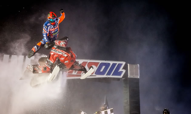Kody Kamm races to a win in Round 6 of the AMSOIL Championship Series racing at Canterbury Park, in Shakopee, Minnesota. 