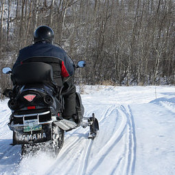 Battleford's Trail Breakers expertly maneuver through Saskatchewan's rolling hills and valleys. These riders are headed toward Turtle Lake, just North of Cormack Hut.