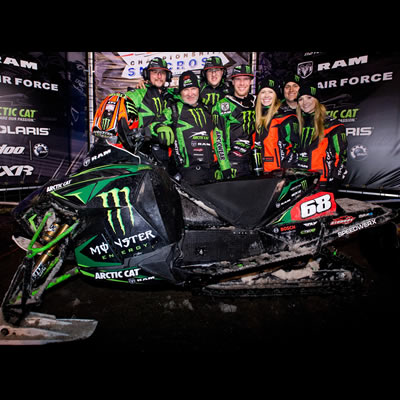 (L-R) Kevin Krocak, Kirk Hibbert, Robby Dahlen, Tucker Hibbert, Mandi Hibbert, Dan Ebert and Ashley Rambow
